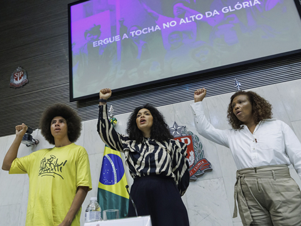 DEPUTADA THAINARA FARIA CELEBRA MÊS DA CONSCIÊNCIA NEGRA